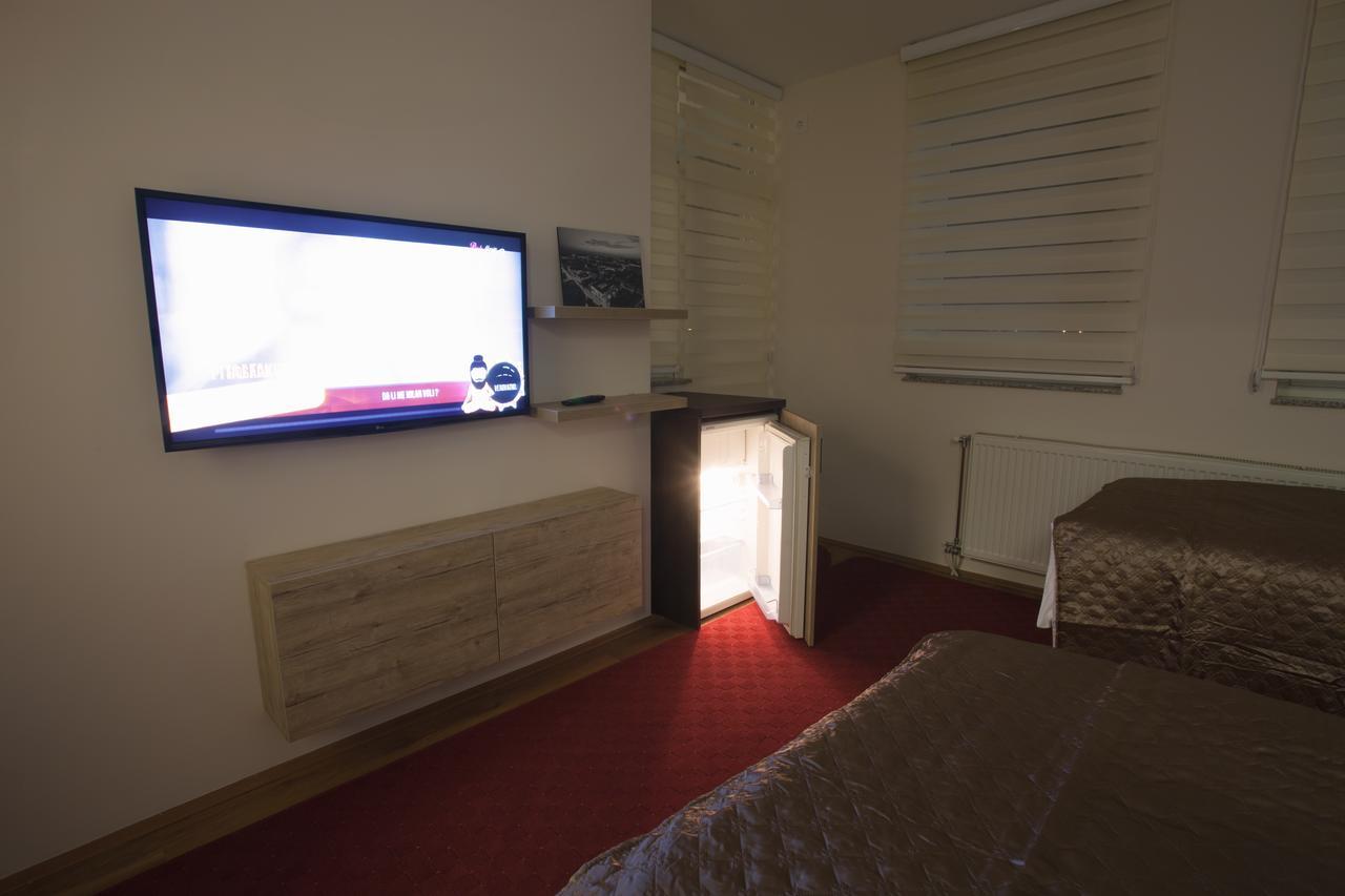 נובי פאזאר Apartmani Brocat מראה חיצוני תמונה